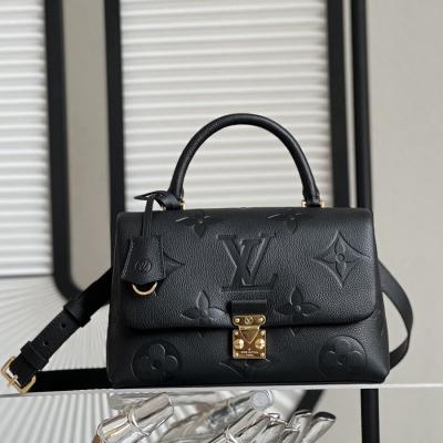 MADELEINE 中號手袋 M45976