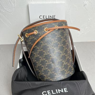 CELINE Triomphe  印花抽繩包