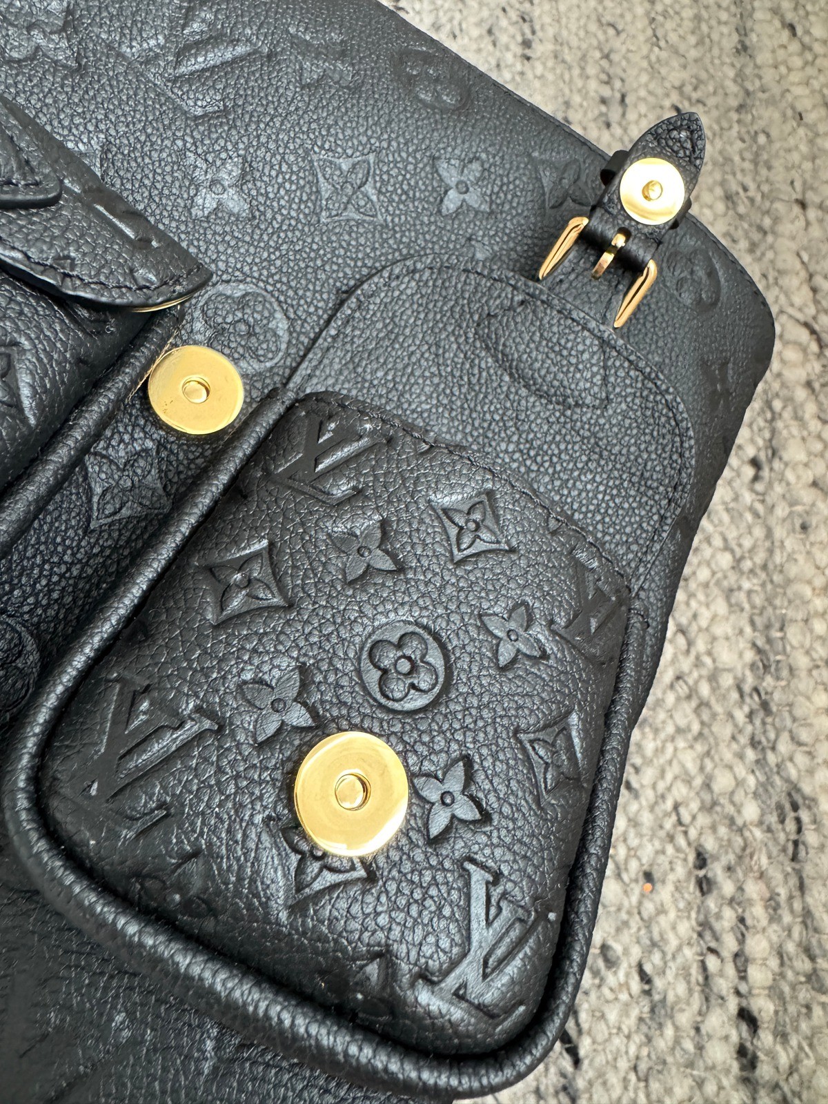 M47072 Backpack雙肩包黑色_18